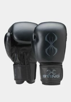 STING TITAN BOXING GLOVE